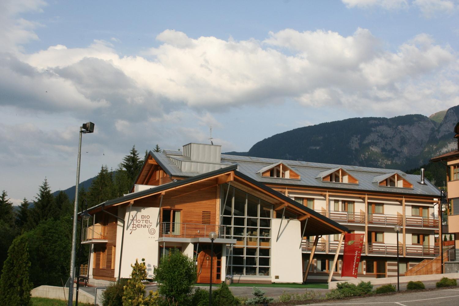 Bio Hotel Benny Mezzana  Exterior foto